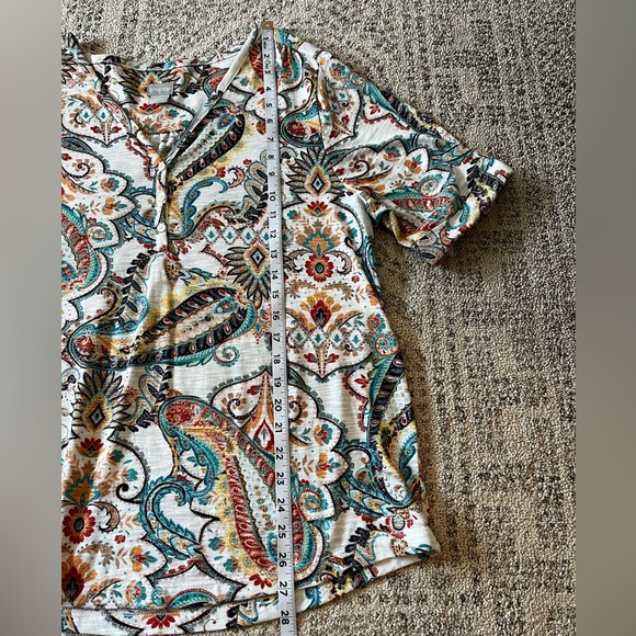 Chico’s Knit Short Sleeve Casual Top - Picture 8 of 9